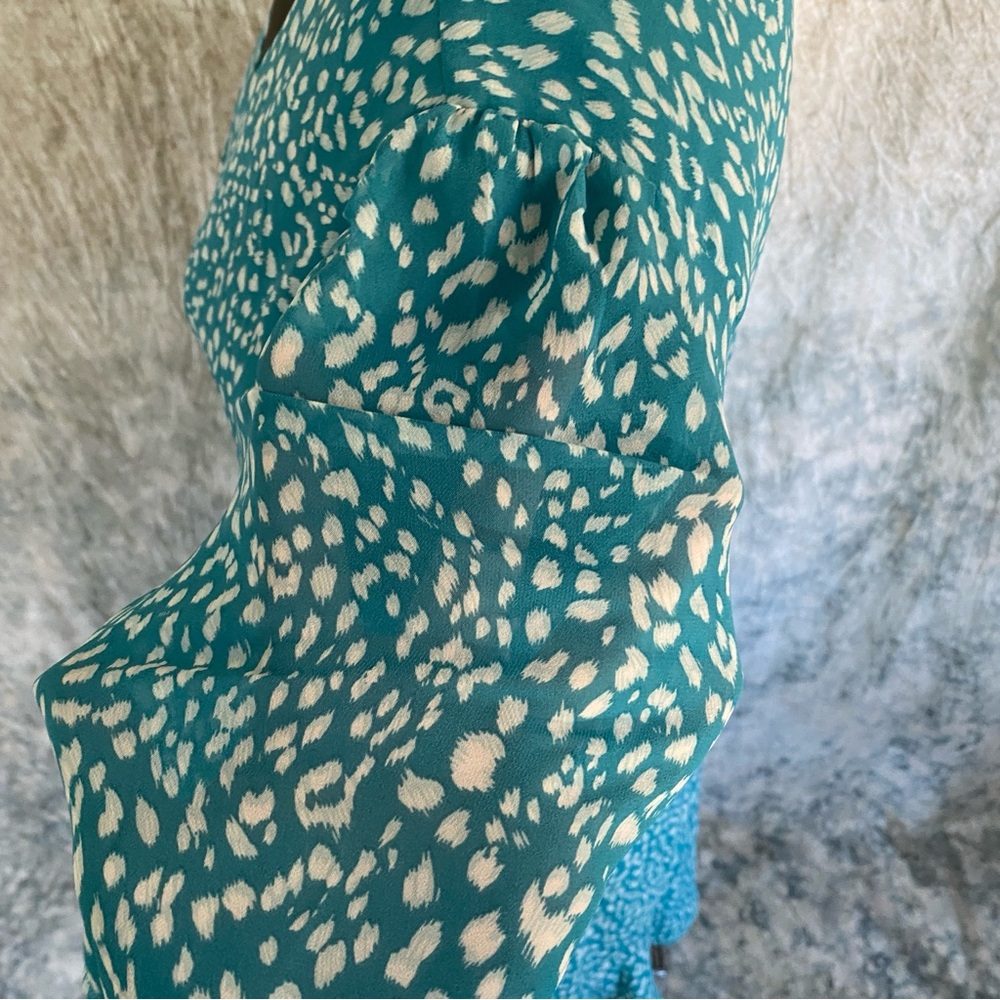Jun & Ivy turquoise, and white floral Midi Dress - Picture 8 of 11